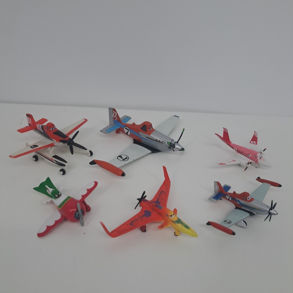 Disney Planes Diecast Toy Lot Dusty Crophopper Ripslinger Ishani El Chupacabra